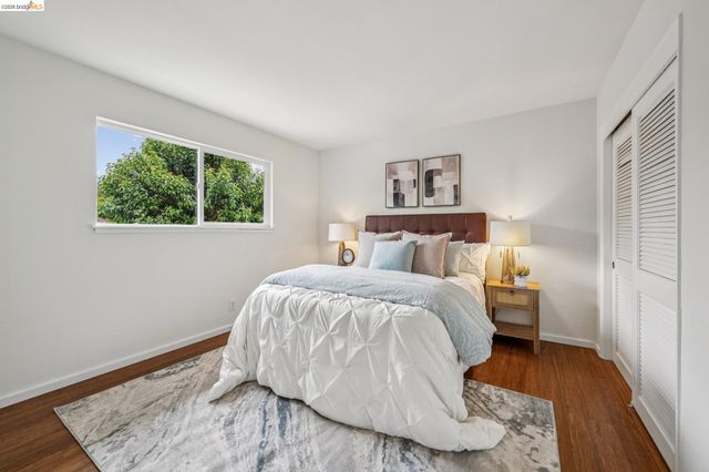 3020 Deseret Dr, Richmond, CA 94803