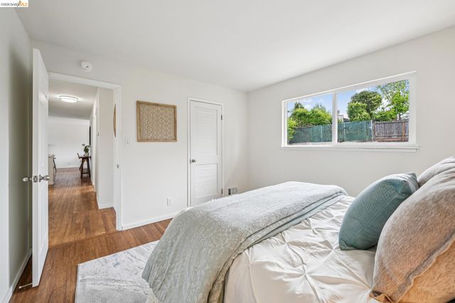 3020 Deseret Dr, Richmond, CA 94803