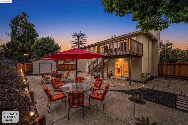 3020 Deseret Dr, Richmond, CA 94803