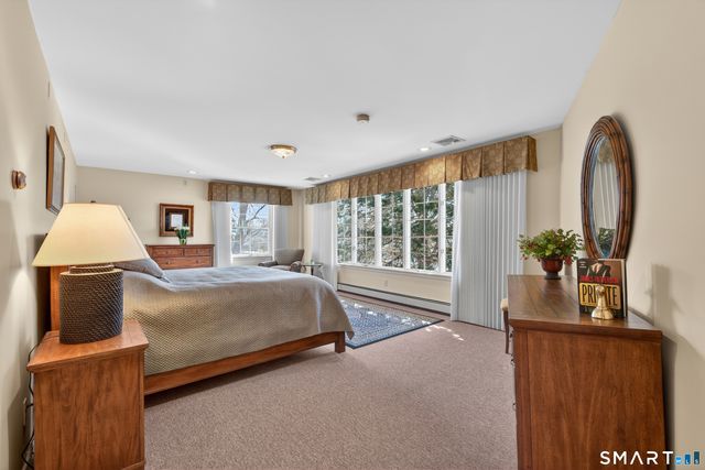 40 Holmes Street, Stonington, CT 06355