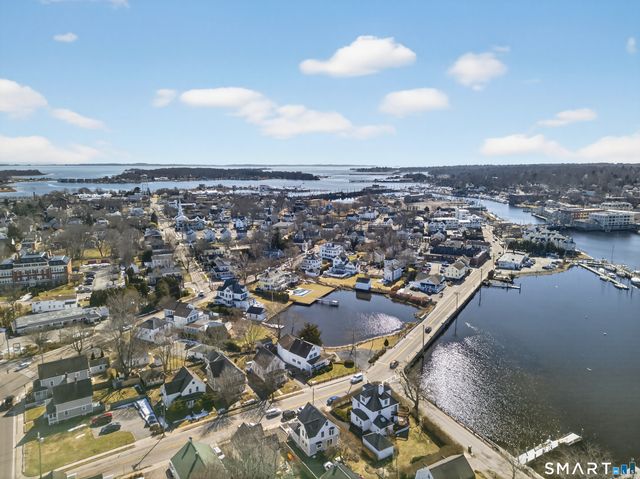 40 Holmes Street, Stonington, CT 06355