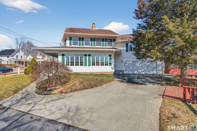 40 Holmes Street, Stonington, CT 06355