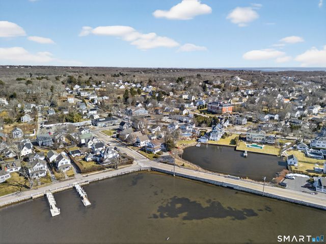 40 Holmes Street, Stonington, CT 06355