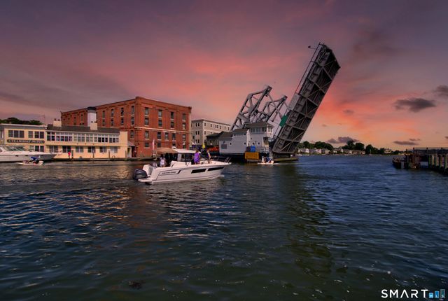 40 Holmes Street, Stonington, CT 06355