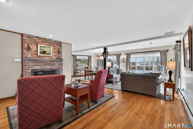 40 Holmes Street, Stonington, CT 06355