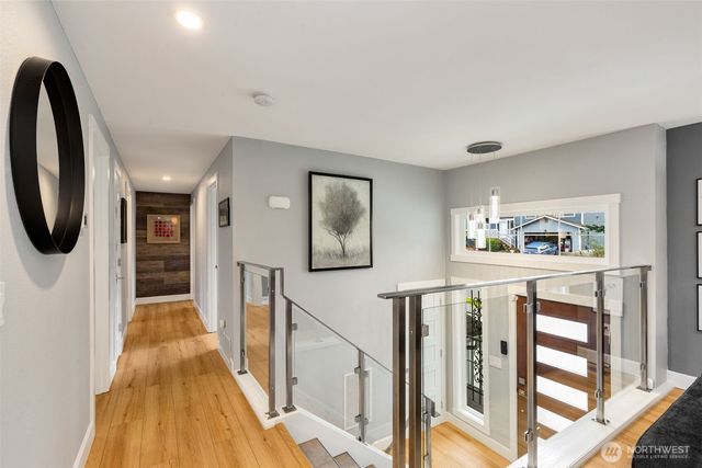 403 Ferndale Avenue NE, Renton, WA 98056