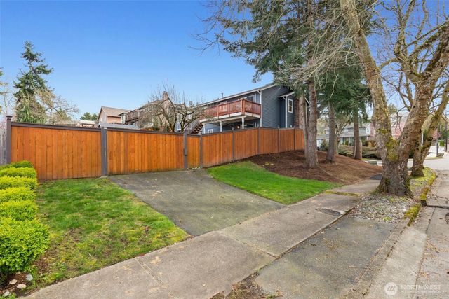 403 Ferndale Avenue NE, Renton, WA 98056