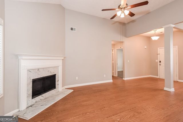 1917 Summit Creek Way, Loganville, GA 30052