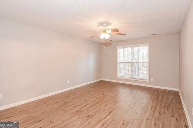 1917 Summit Creek Way, Loganville, GA 30052