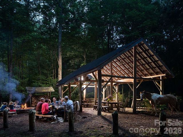 146 E Clubhouse Road 99, Sylva, NC 28779