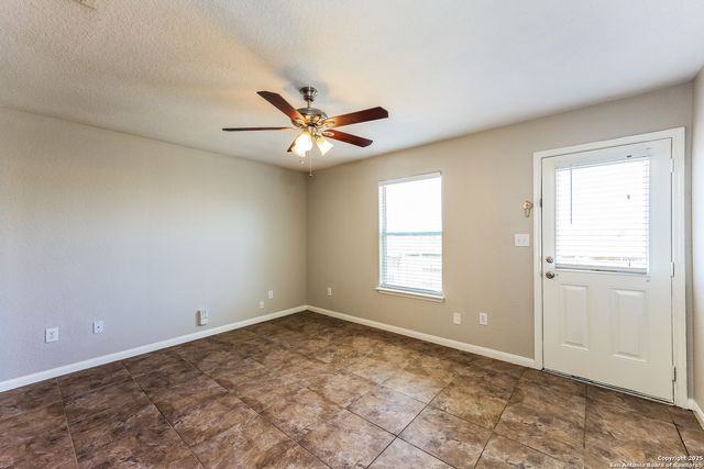 5611 Forest, San Antonio, TX 78252