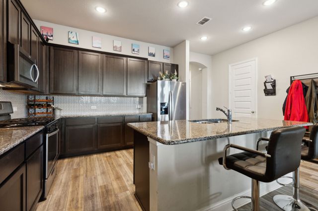 2277 Sheppards Lane, Waxahachie, TX 75167