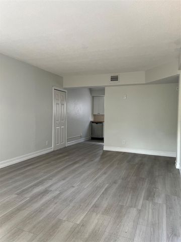 610 NE 29TH Drive 4, Wilton Manors, FL 33334