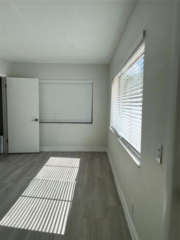 610 NE 29TH Drive 4, Wilton Manors, FL 33334