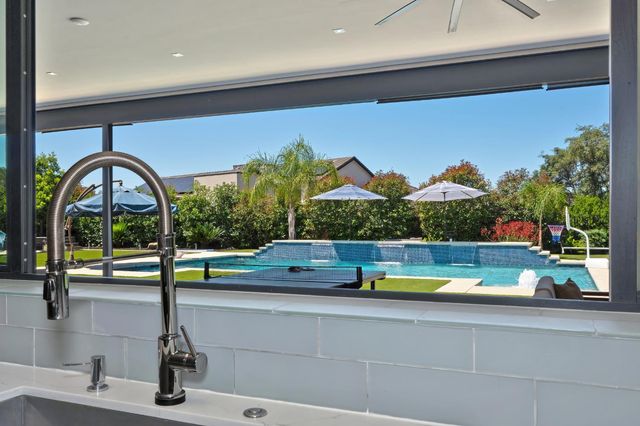 612 Thalassa Ct, El Dorado Hills, CA 95762