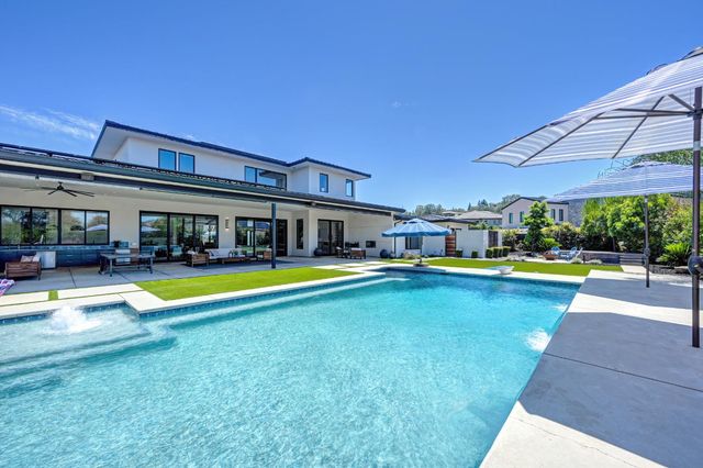 612 Thalassa Ct, El Dorado Hills, CA 95762