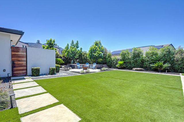 612 Thalassa Ct, El Dorado Hills, CA 95762