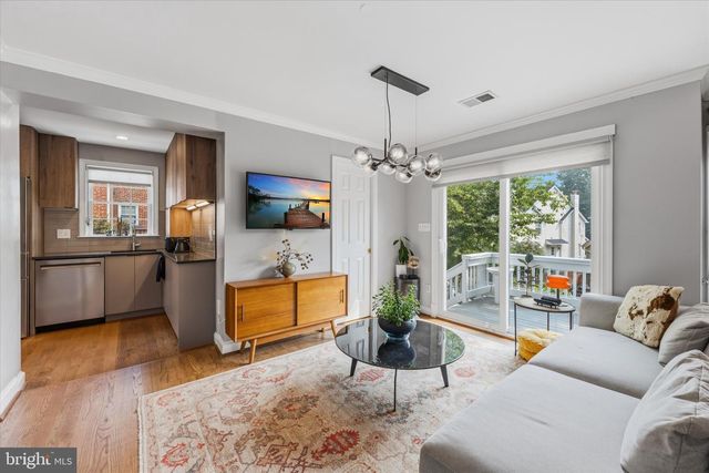 2719 N EDISON ST, Arlington, VA 22207