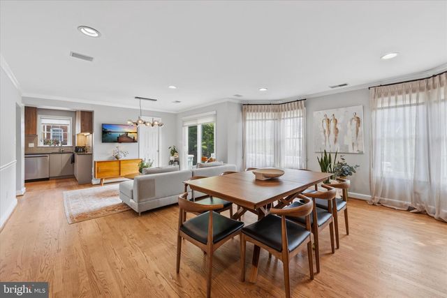 2719 N EDISON ST, Arlington, VA 22207