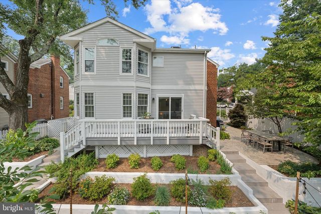 2719 N EDISON ST, Arlington, VA 22207