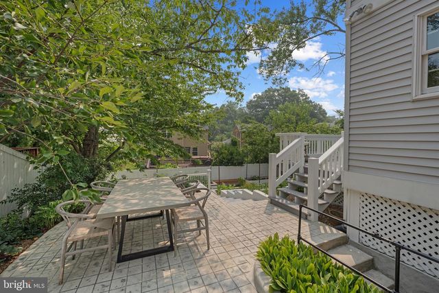 2719 N EDISON ST, Arlington, VA 22207