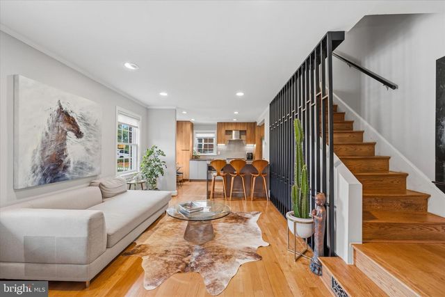 2719 N EDISON ST, Arlington, VA 22207