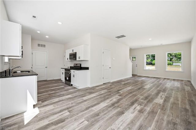 255 Hillcrest Road, Linwood, NC 27299