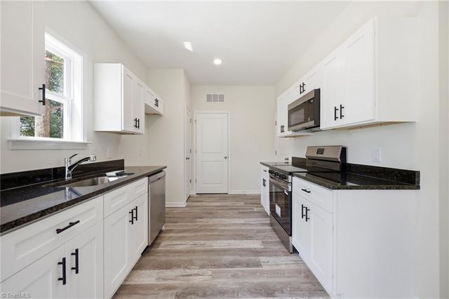 255 Hillcrest Road, Linwood, NC 27299