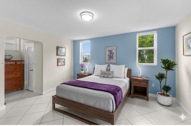 2903 Point East Dr K301, Aventura, FL 33160