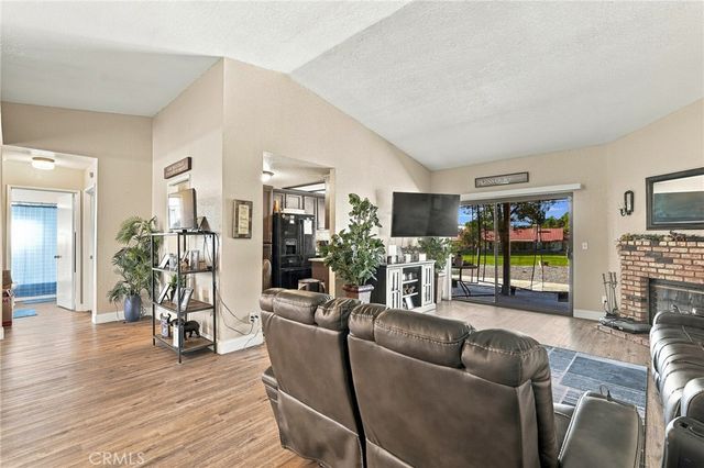 2518 Beech Tree, Hemet, CA 92545