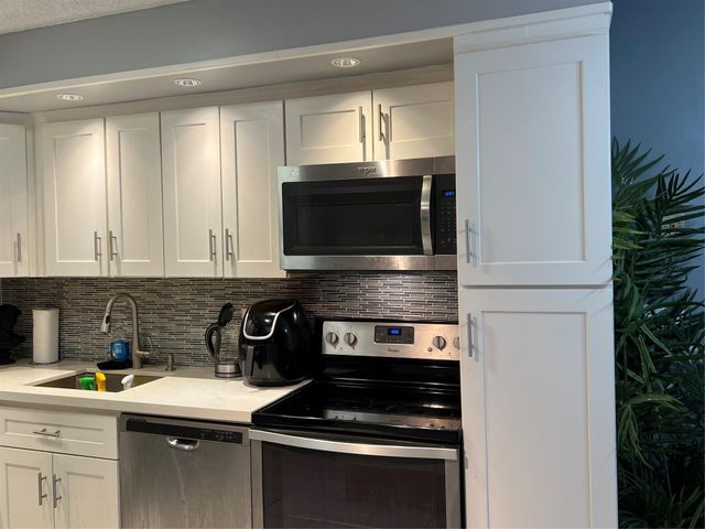 9745 W Mcnab Road 110, Fort Lauderdale, FL 33321