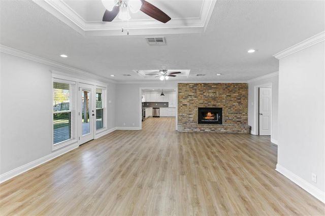 1717 Illinois Street, Lake Charles, LA 70607