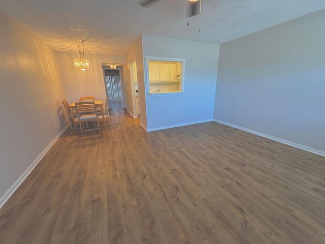 372 Camden P, West Palm Beach, FL 33417