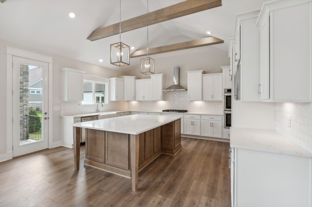 7930 Pine Street, Fairview, TN 37062