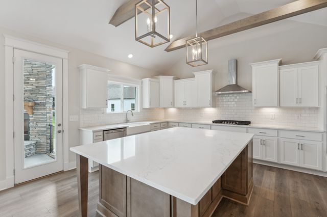 7930 Pine Street, Fairview, TN 37062