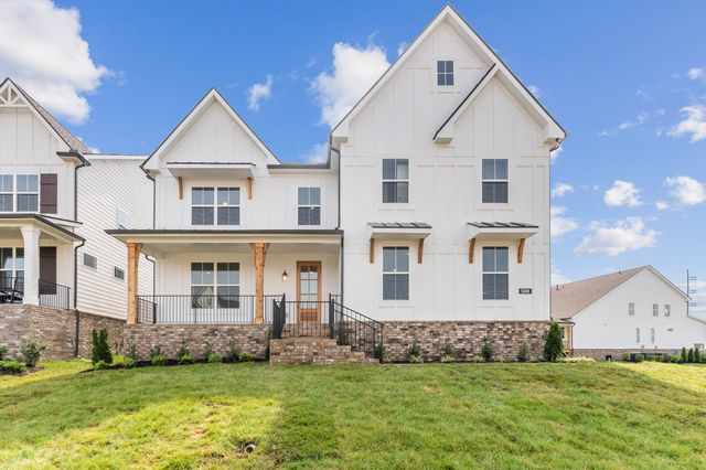 7930 Pine Street, Fairview, TN 37062