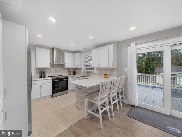 10124 STANSFIELD RD, Laurel, MD 20723