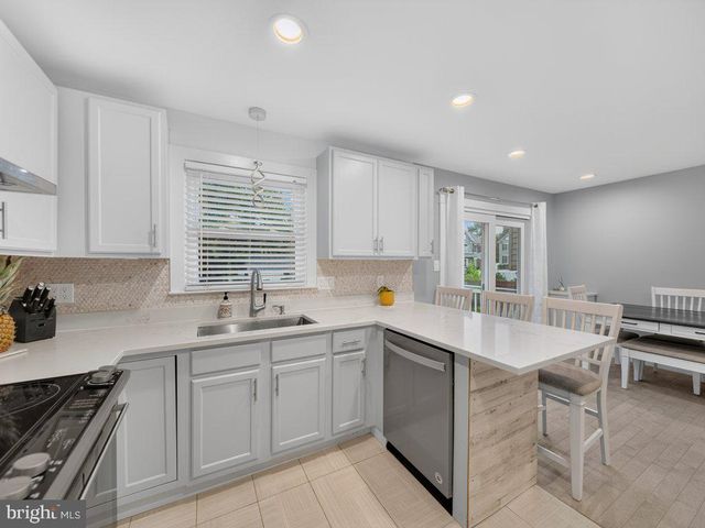 10124 STANSFIELD RD, Laurel, MD 20723