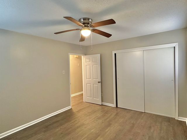 141 N WHITE STATION RD, Memphis, TN 38117