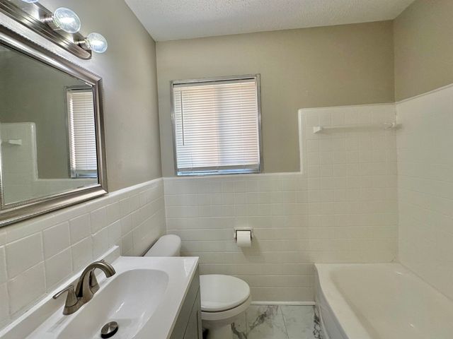 141 N WHITE STATION RD, Memphis, TN 38117