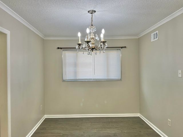 141 N WHITE STATION RD, Memphis, TN 38117