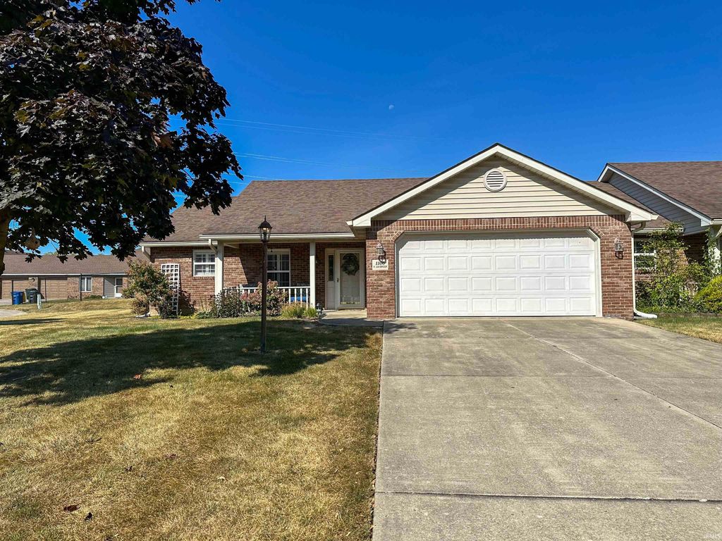 1105 N Saybrook Lane, Muncie, IN 47304