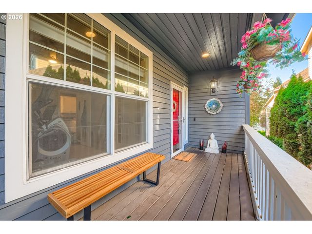 19874 BENNINGTON Ct, West Linn, OR 97068
