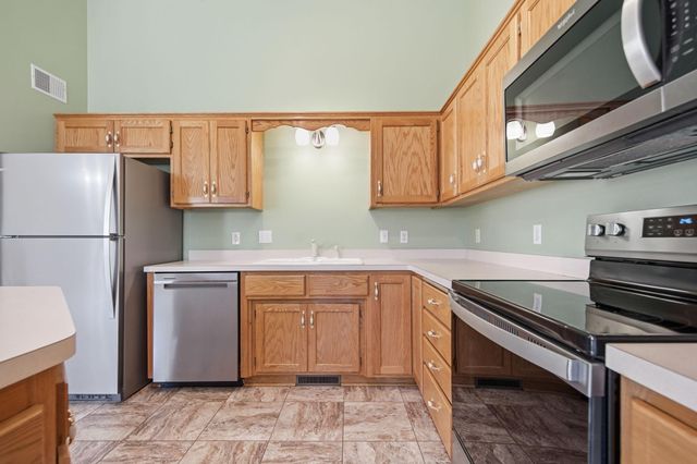 4901 132nd Street N, Hugo, MN 55038