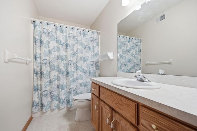 4901 132nd Street N, Hugo, MN 55038