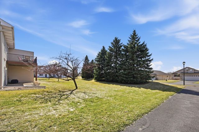 4901 132nd Street N, Hugo, MN 55038