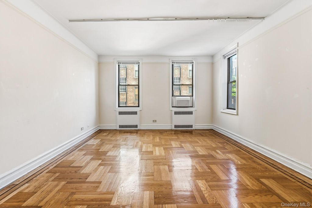 110-21 73rd Road 5A, Forest Hills, NY 11375 — photo 3