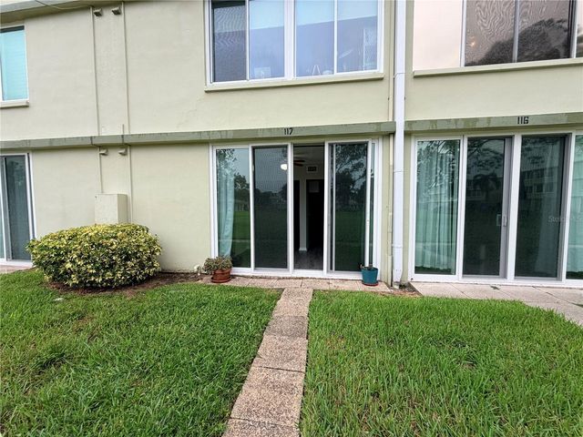 4885 1ST STREET NE 117, St Petersburg, FL 33703