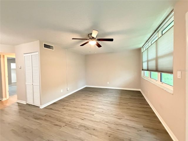 4885 1ST STREET NE 117, St Petersburg, FL 33703