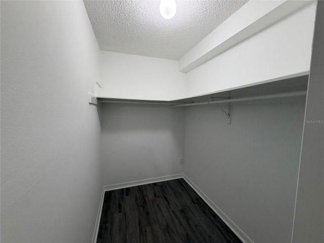 4885 1ST STREET NE 117, St Petersburg, FL 33703